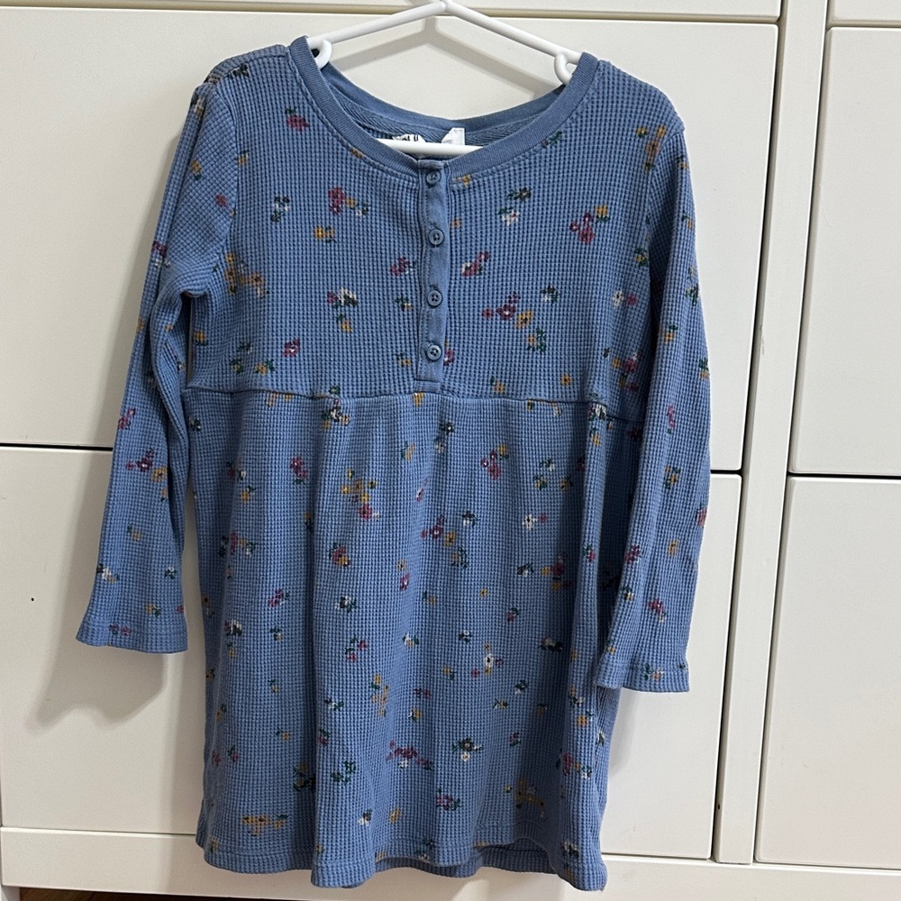GAP Kids Light Blue Floral Waffle-Knit Henley Top